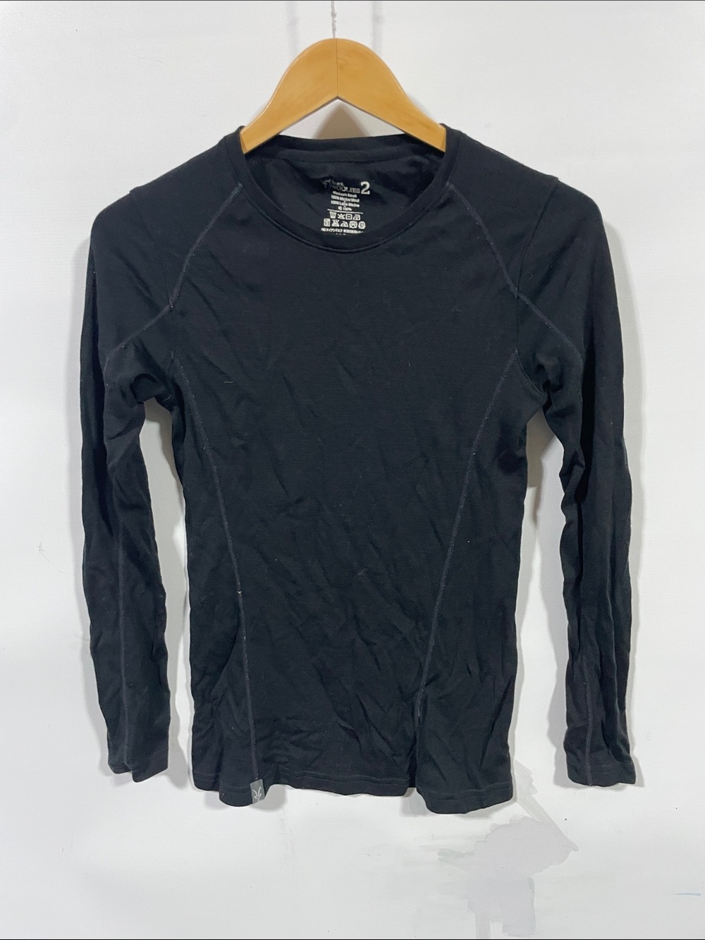 ibex Women's Black Long-Sleeve Crew Base Layer